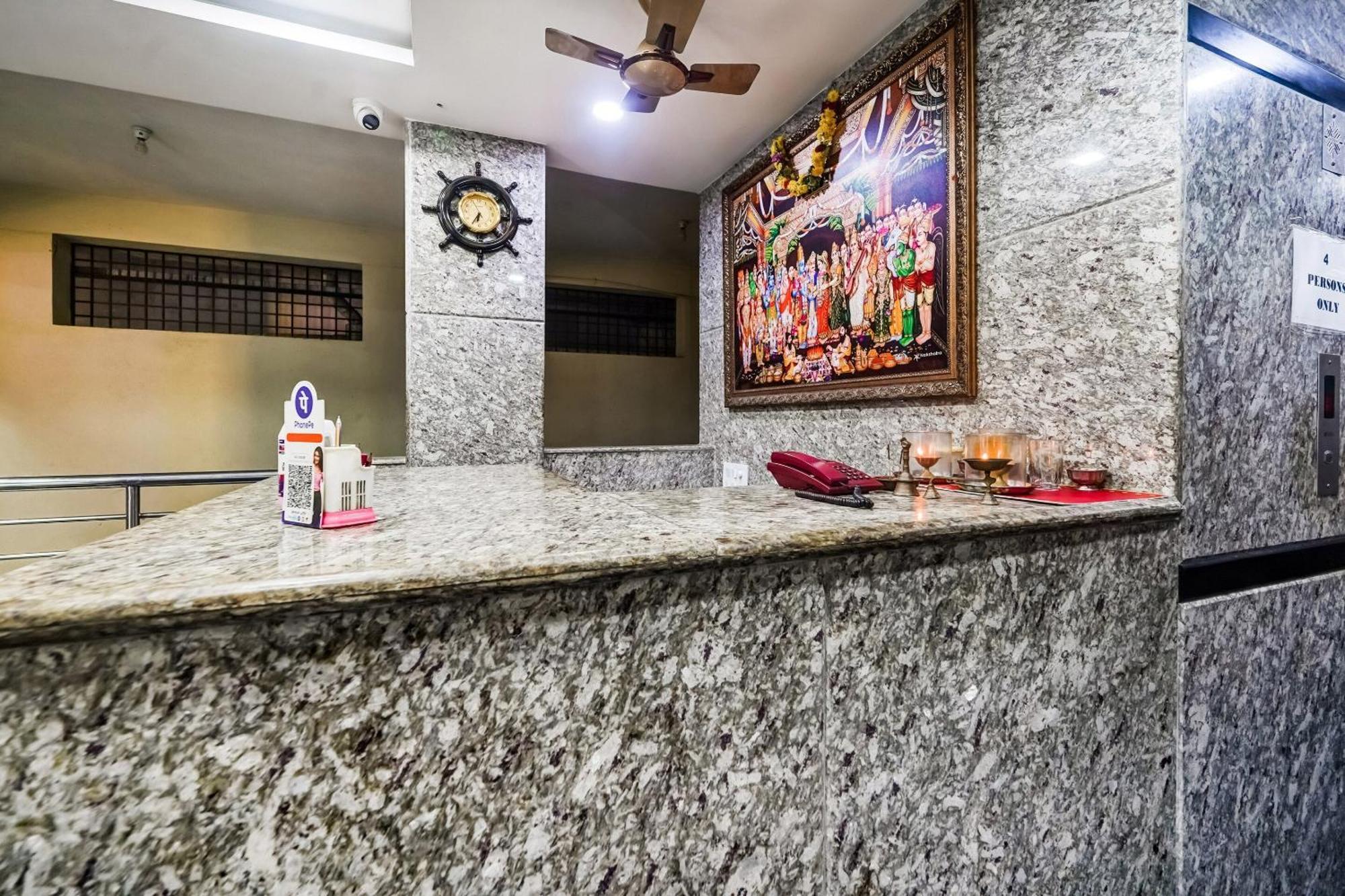Hotel O Sree Vishnu Bhavan Tirupati Kültér fotó
